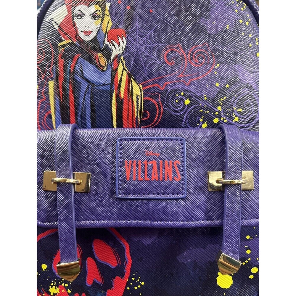 WondaPOP-Disney Mini Backpack Villain Evil Queen Black Light Excellent Condition - Picture 7 of 8